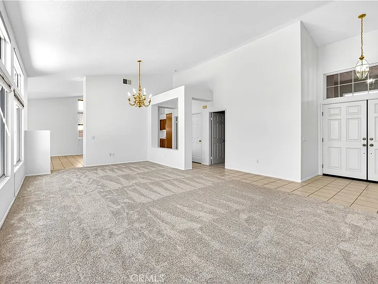 1699 Ramona Dr — Photo 9