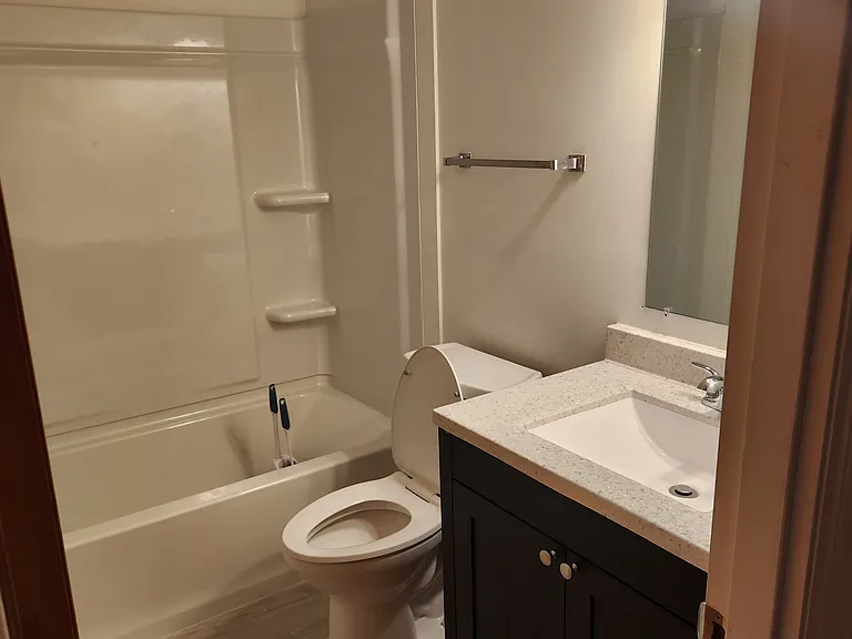 2230 Carberry Dr — Photo 5