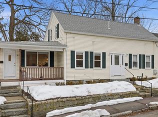 39 Cross St, Quincy, MA 02169