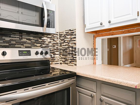 5th image of 520 N 7th St