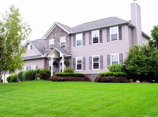 9379 Ariel Ct, Brighton, MI