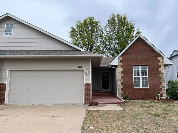 1118 N Sunset Dr, Derby, KS 67037