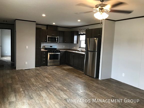 3rd image of 734 S Holmes Dr #187
