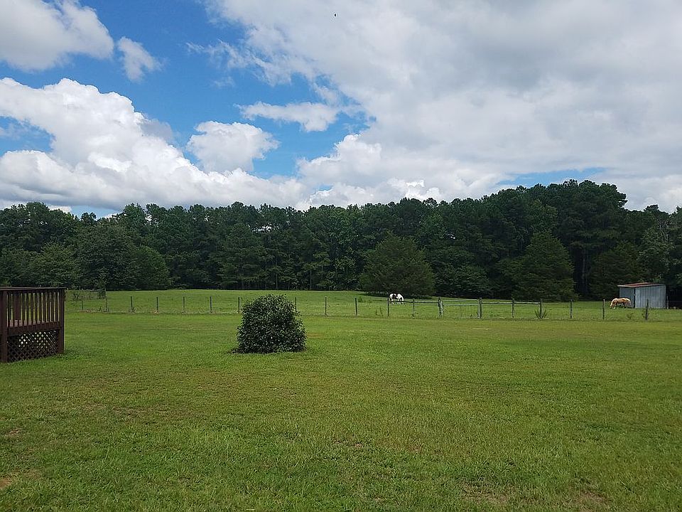 2nd image of 2600 Claude Brewer Rd