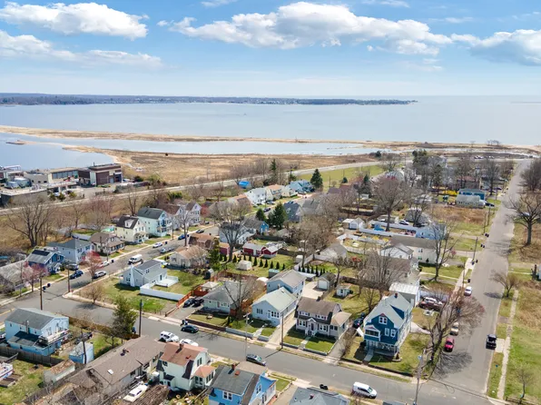 20 Blohm Street, West Haven, CT 06516