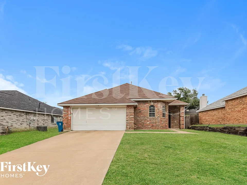 144 Pinion Ln
