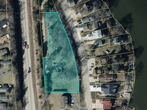 2023 Barber Drive, Stoughton, WI 53589