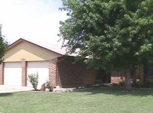 12608 N Whispering Hollow Dr, Oklahoma City, OK 73142