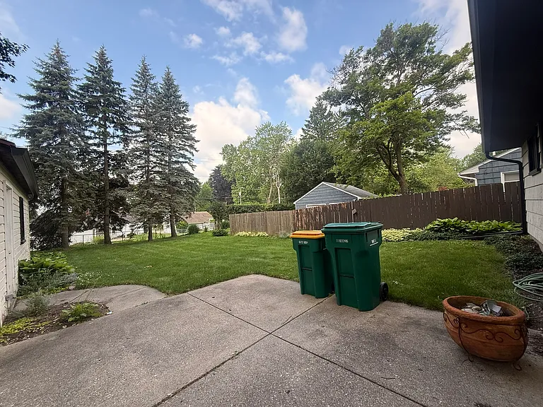 7425 Ann Arbor St — Photo 21