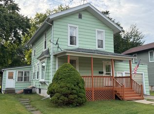 128 N Mason Ave, Amboy, IL 61310