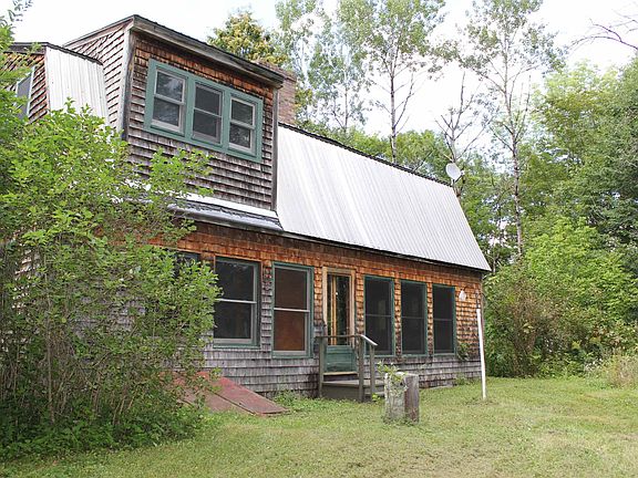 5th image of 1049 Barker Road