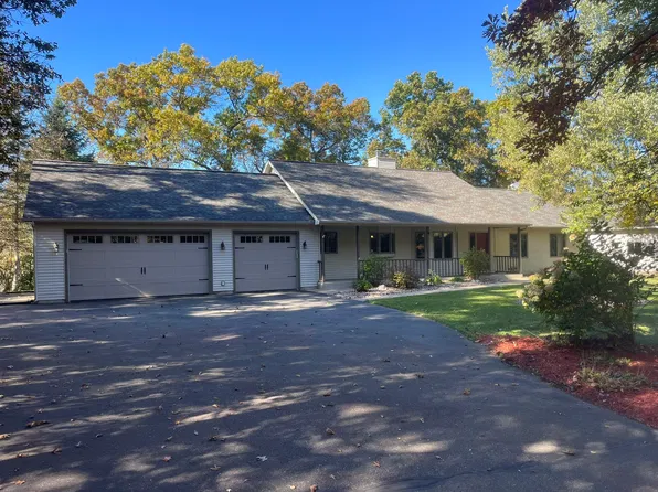 S8420 Oriole Drive, Eau Claire, WI 54701