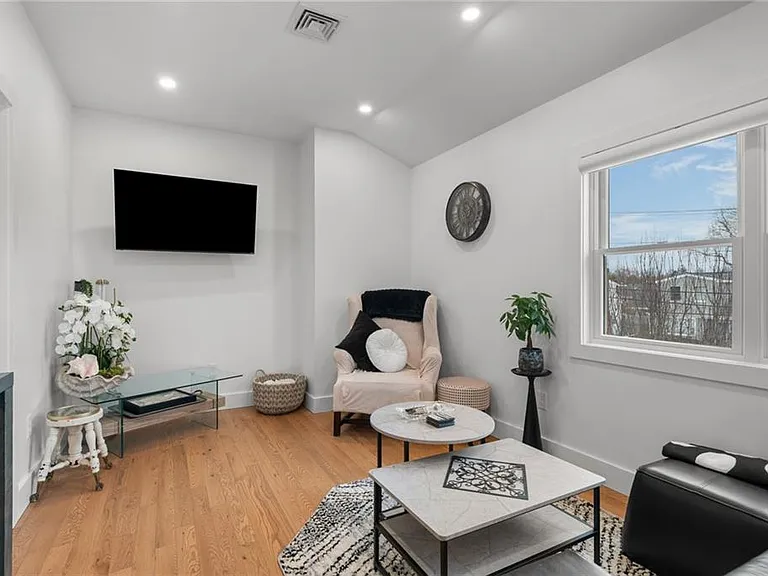 97 Eustis Ave #2 — Photo 16
