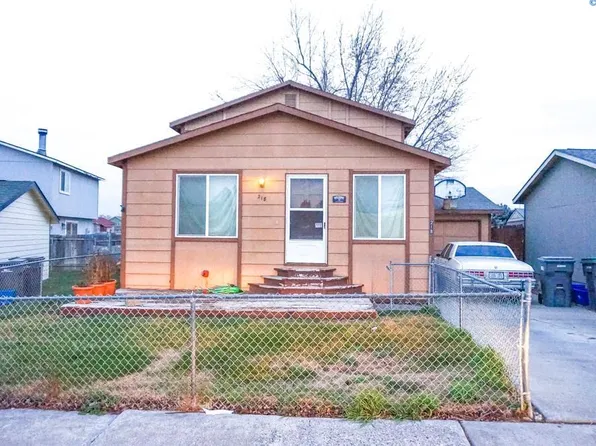 218 E 8th Pl, Kennewick, WA 99336