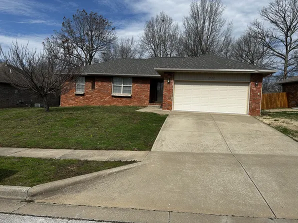 3873 W Parkridge Cir, Springfield, MO 65802