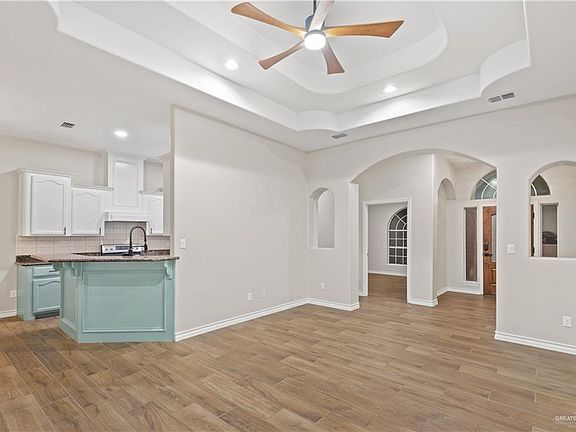 2nd image of 3412 Kilgore Ave