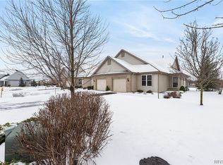58 Hanover St, Lancaster, NY 14086