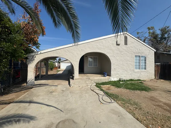 318 8th St, Bakersfield, CA 93304