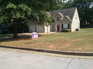 237 Wagon Wheel Dr, Rex, GA 30273