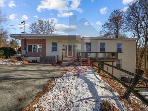 173 School St UNIT A