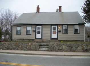 93 S Main St, Coventry, RI 02816