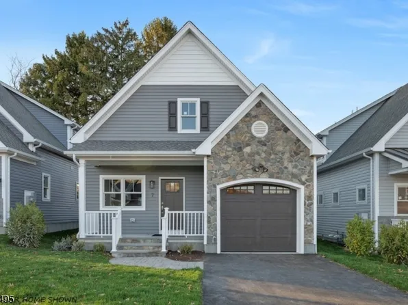 12 Birdie Ln, Boonton Town, NJ 07005