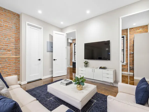 140 E 17th St, New York, NY