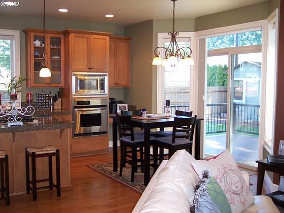 5th image of 3527 NE 88th Ct