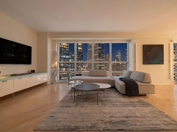 146 W 57th St APT 39D, New York, NY 10019