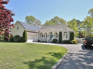 302 Island Ln, Egg Harbor Township, NJ 08234