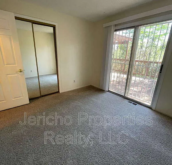 1180 S Kline Way — Photo 18