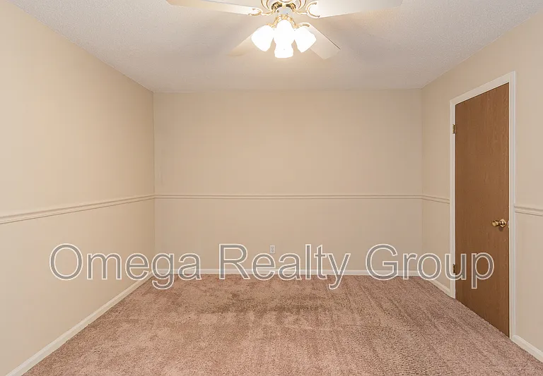 5653 Cheryl Dr — Photo 21