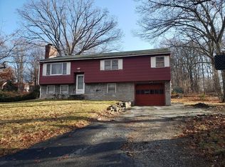 14 Westview Ave, Millbury, MA 01527