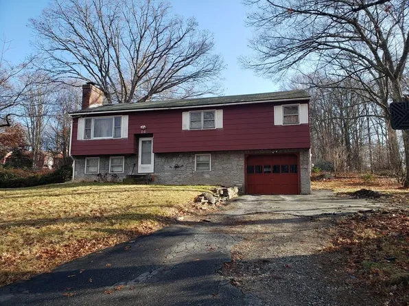 14 Westview Ave, Millbury, MA 01527