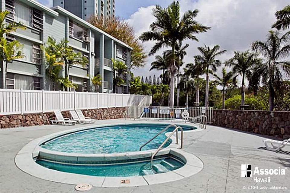 2nd image of 98-1040 Moanalua Rd APT 1-200