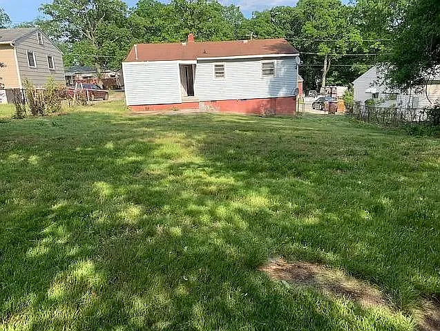 1410 Caldwell St — Photo 10