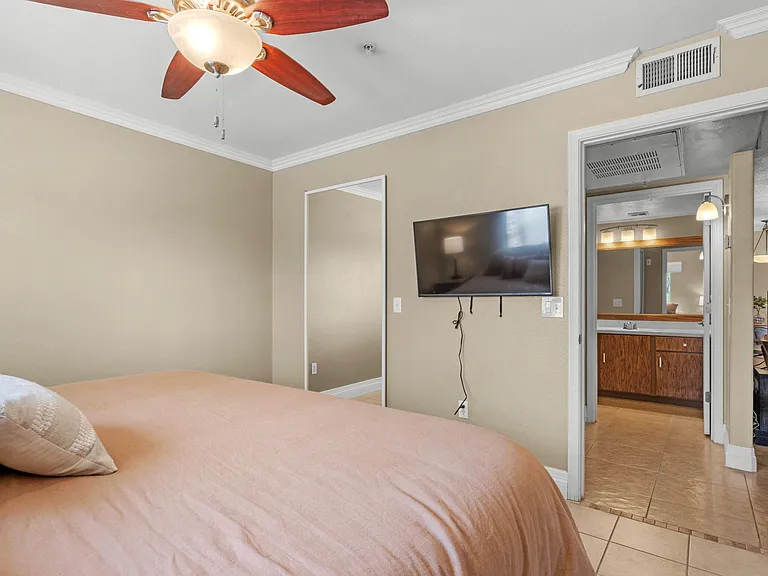 5751 N Kolb Rd #23104 — Photo 9