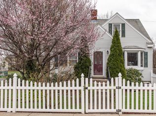 126 Robertson St, Quincy, MA 02169