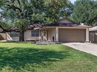 3203 Wildlife Cir, Bryan, TX 77802