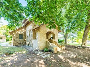 605 W Wood St, Malvern, OH 44644
