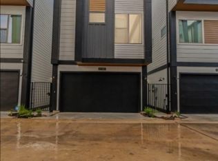 816 Curtin St #D, Houston, TX 77018