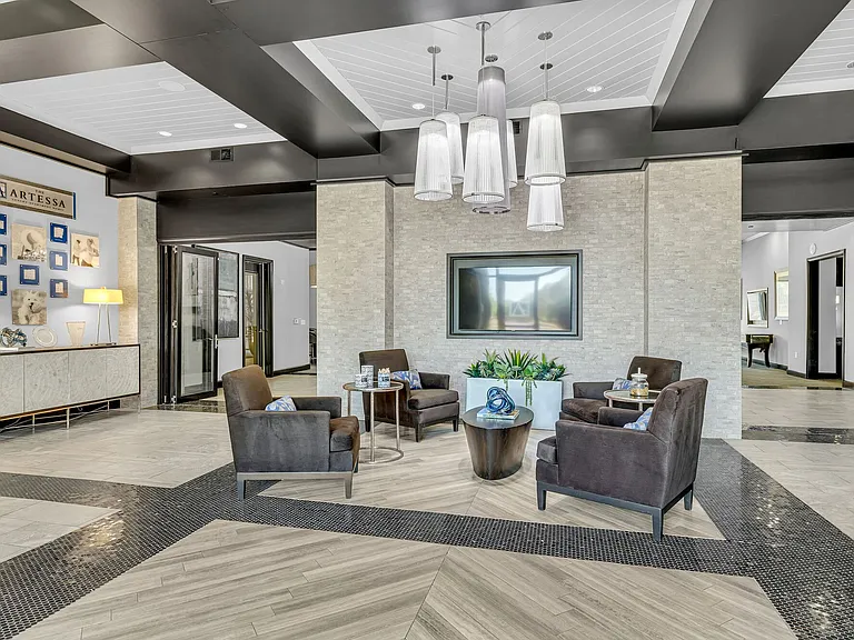 Artessa Apartments — Photo 23