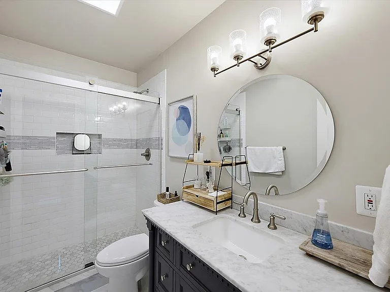 303 Midland Blvd — Photo 17