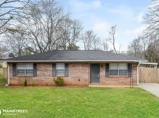 110 Meadowgreen Dr, Montevallo, AL 35115