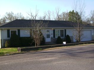 1074 Old Gravois Rd, Fenton, MO 63026