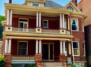 1005 Locust St, Dubuque, IA 52001