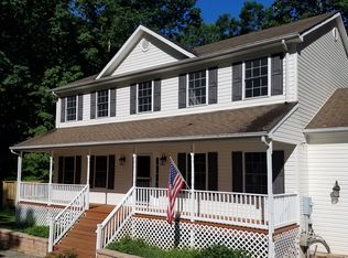 747 Tacketts Mill Rd, Stafford, VA 22556