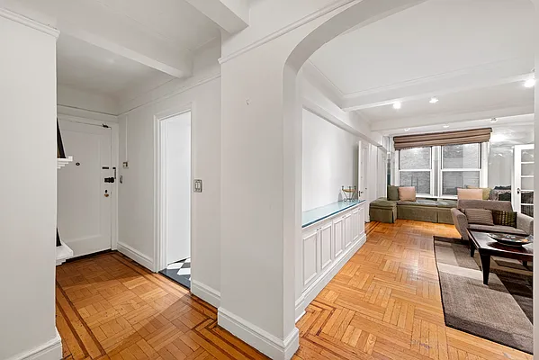 Sold by Compass | media 14