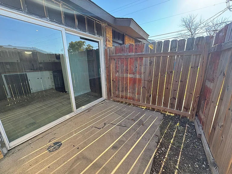 2316 Andover Dr — Photo 36