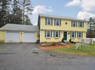 24 Pinewood Rd, Plymouth, MA 02360